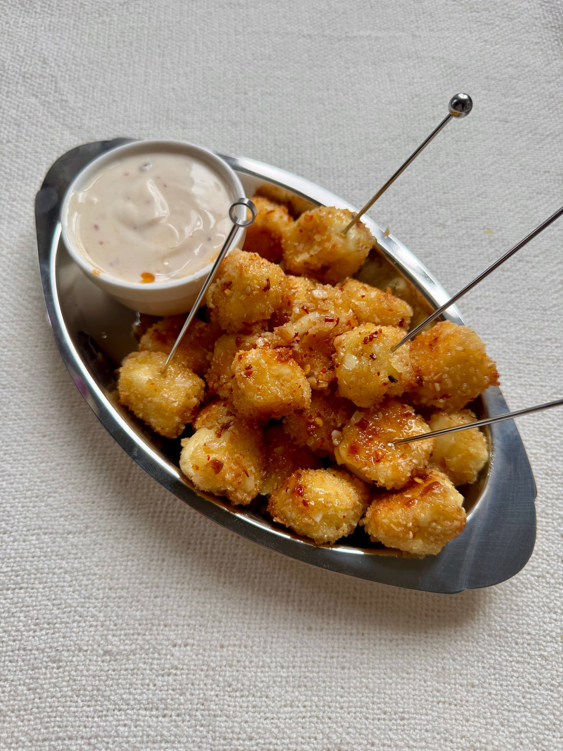 Croquettes de halloumi au miel épicé