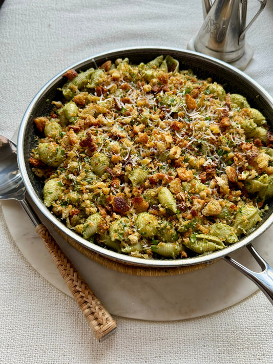 Pâtes façon «pain à l'ail» au pesto et pois chiches