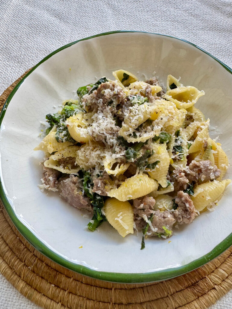 Pâtes saucisses et rapinis