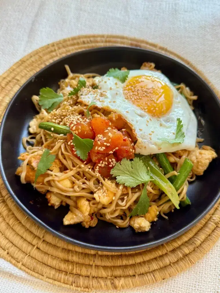 Nouilles ramen au gingembre et au tofu croustillant