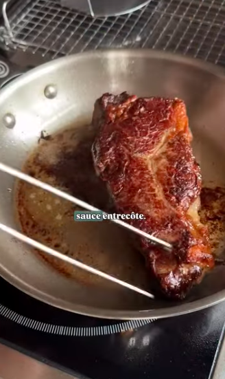 Homemade Steak and Fries with Entrecôte sauce