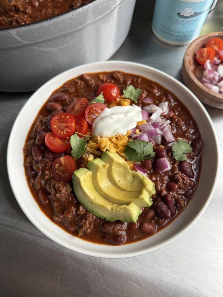 Chili au bœuf et saucisses