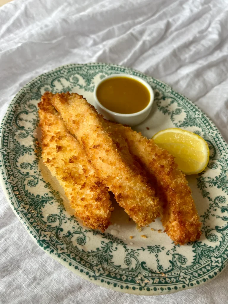 Croquettes de saumon avec sauce moutarde au miel épicée