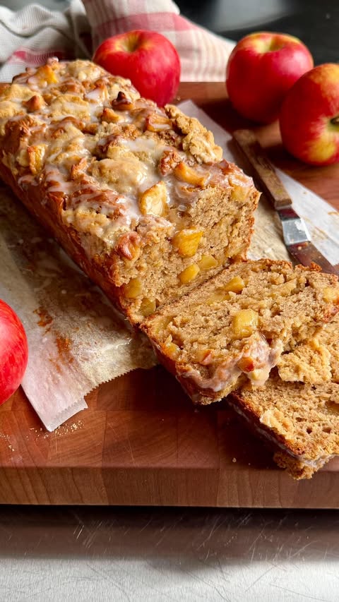 Gâteau crumble pomme-cannelle