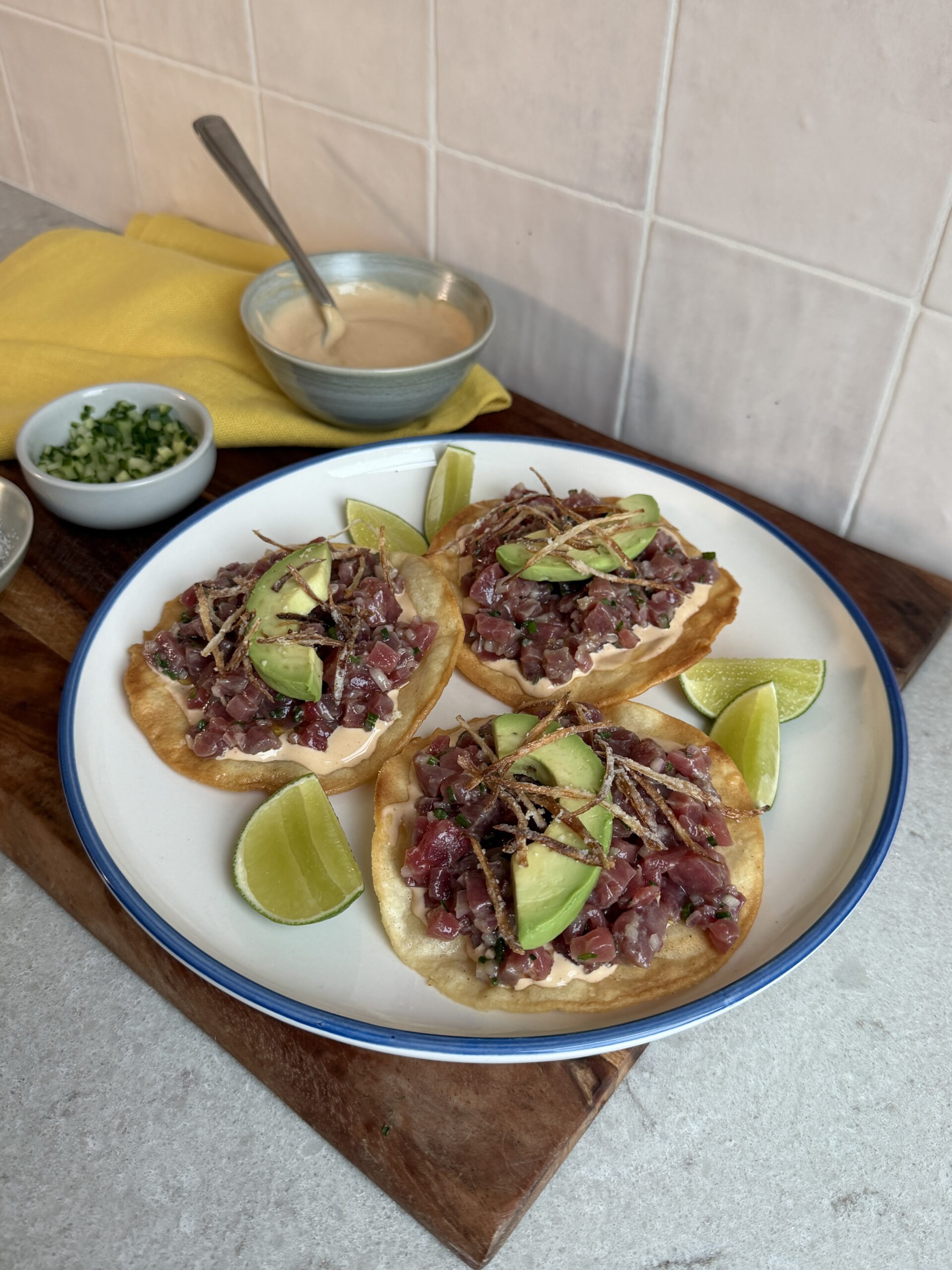 Tostada de tartare de thon façon Contramar